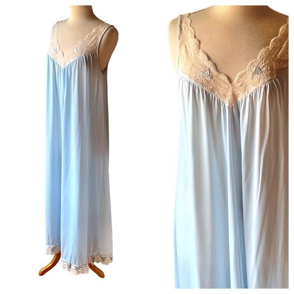 Vintage Lucie Ann Pastel Blue Lace Trim Full Length Nightgown - Large - Picture 4 of 8